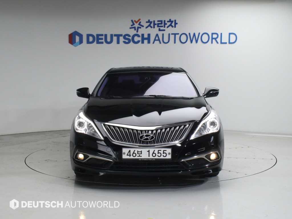 HYUNDAI Grandeur - Vista 3