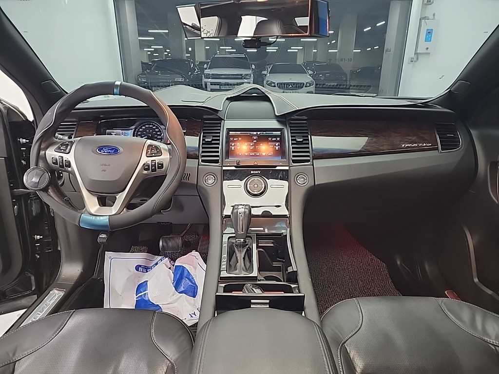 Ford Torus - Vista 7