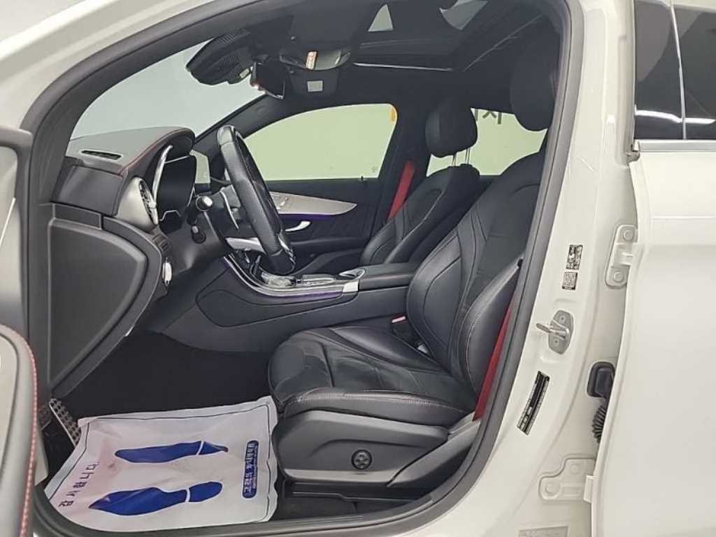 Mercedes Benz GLC Class - Vista 11