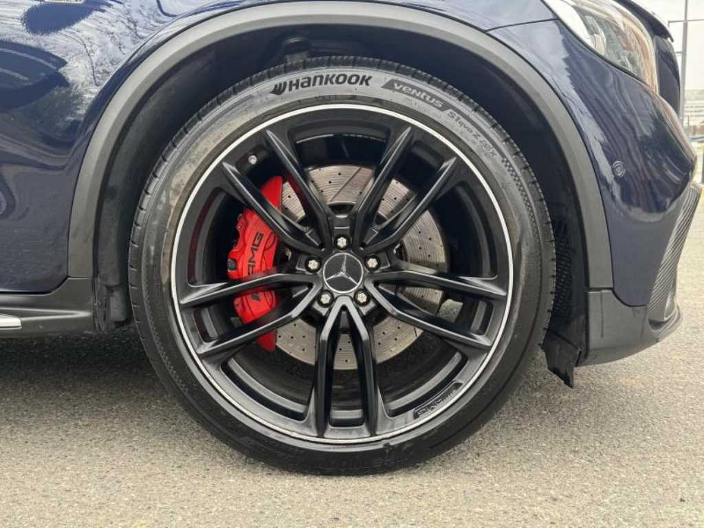 Mercedes Benz GLC Class - Vista 5