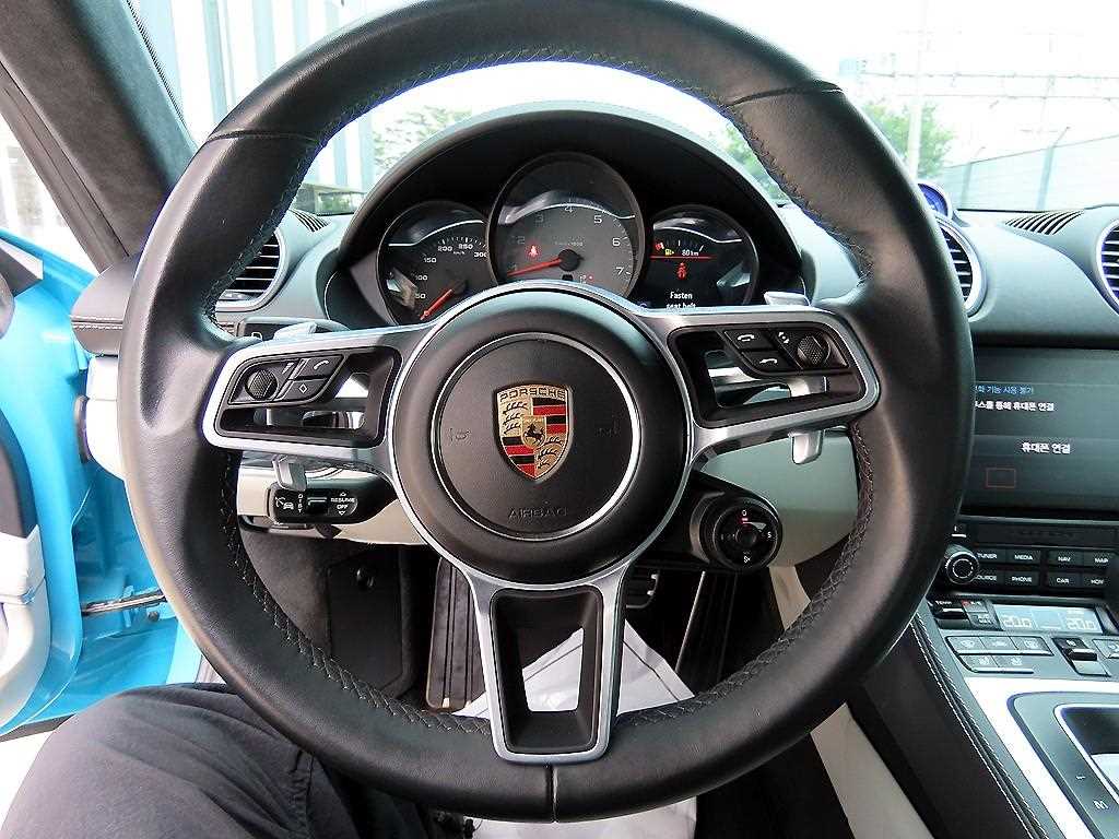 Porsche 718 - Vista 7