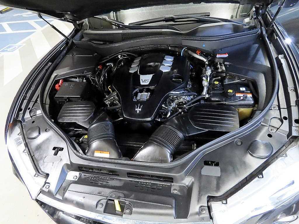 Maserati Levante 2021 Negro - Importación desde Corea - HF Imports Iquique - Foto 19
