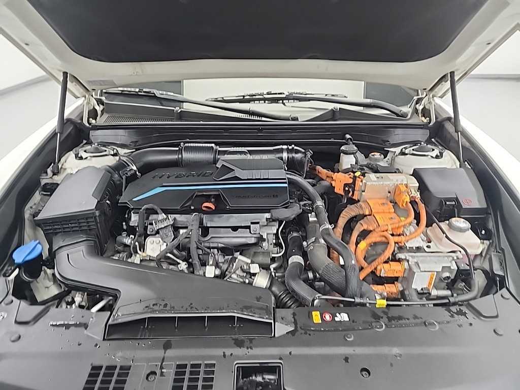 HYUNDAI Grandeur - Vista 5