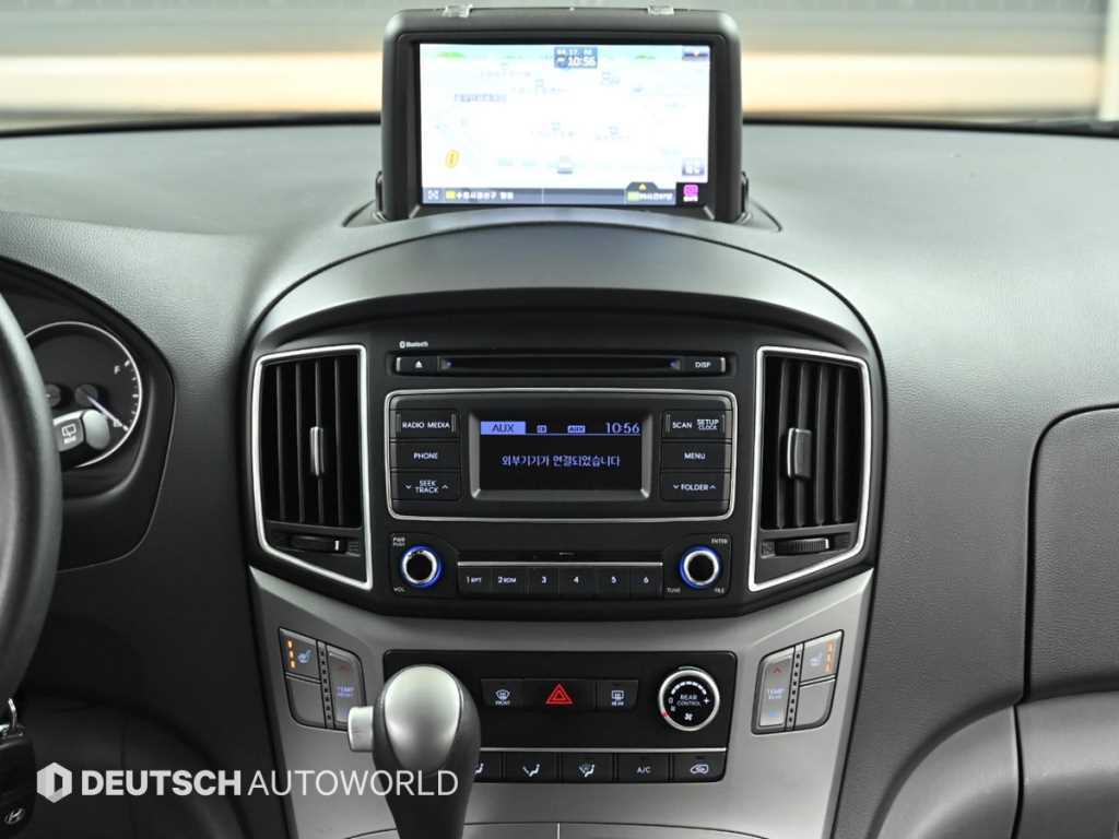 HYUNDAI Starex 2017 Azul - Importación desde Corea - HF Imports Iquique - Foto 14