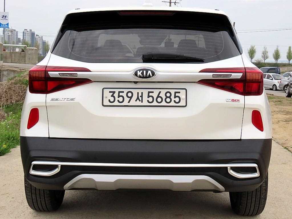 KIA Seltos - Vista 4