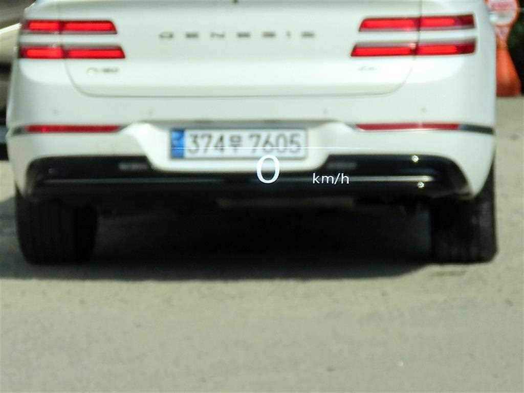 Genesis GV70 - Vista 10