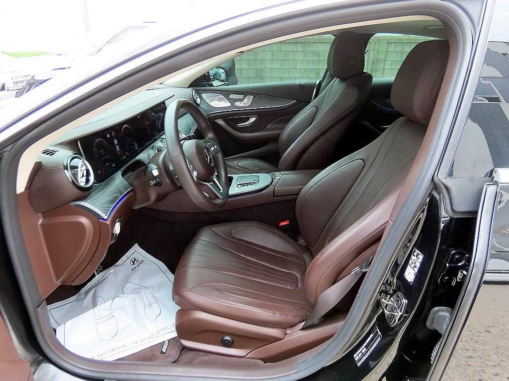 Mercedes Benz CLS Class - Vista 5