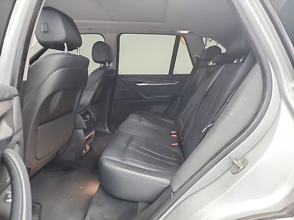 BMW X5 - Vista 12