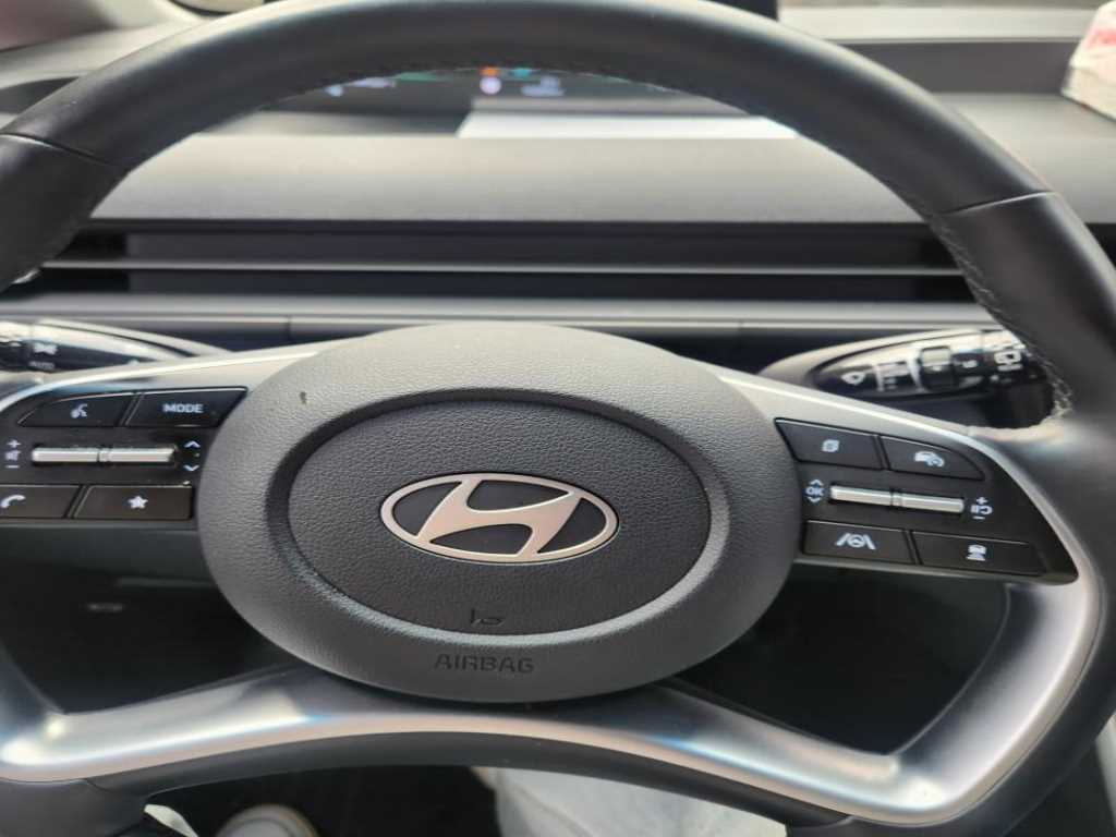 HYUNDAI Staria - Vista 5