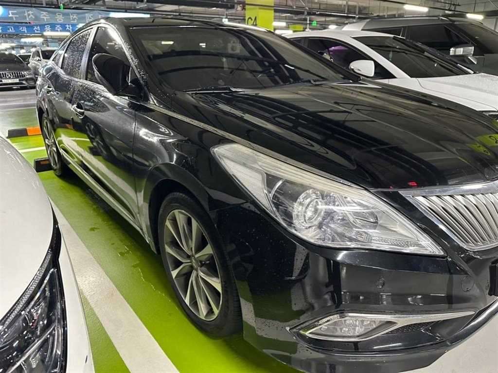 HYUNDAI Grandeur - Vista 3