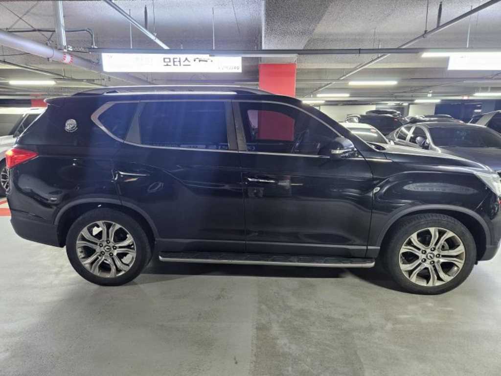 Ssangyong Rexton - Vista 2