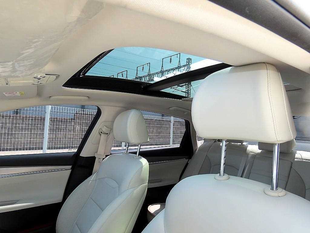 HYUNDAI Grandeur 2022 Blanco - Importación desde Corea - HF Imports Iquique - Foto 15