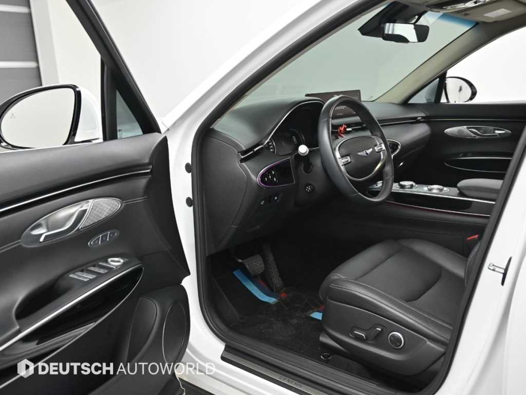 Genesis GV70 - Vista 11