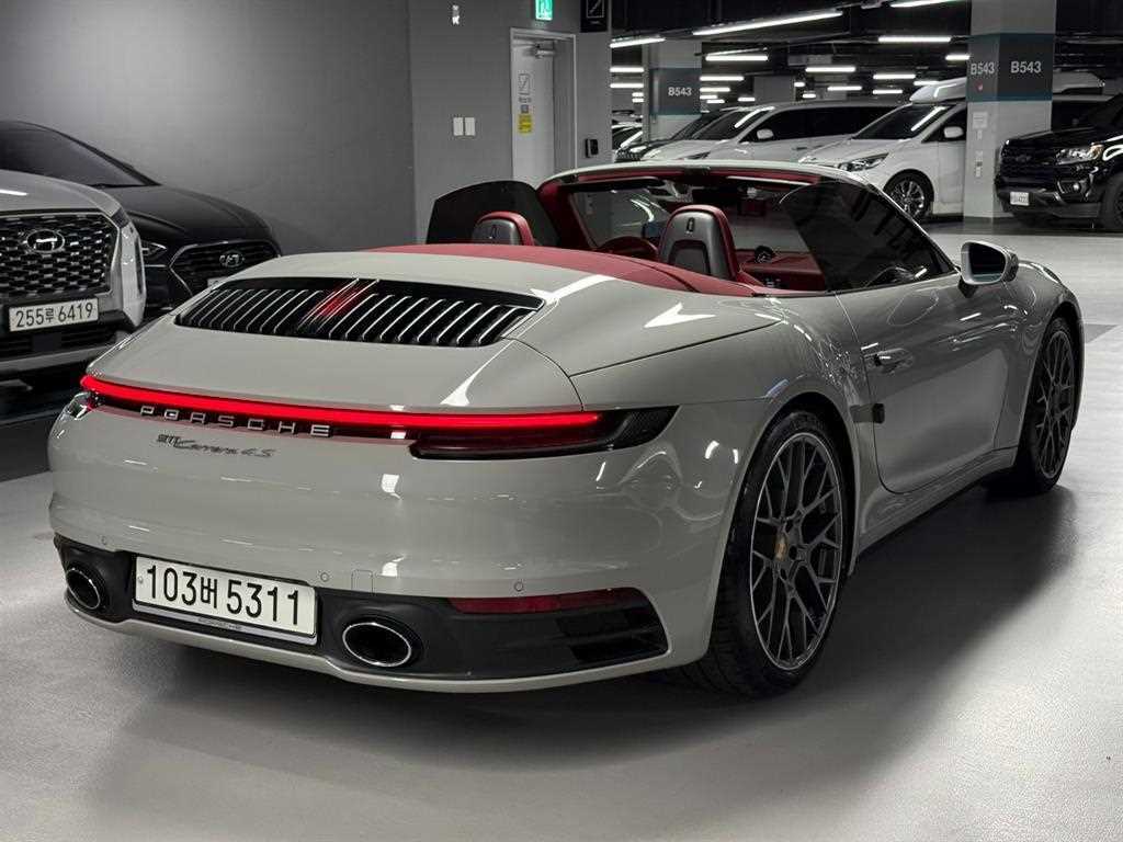 Porsche 911 - Vista 5