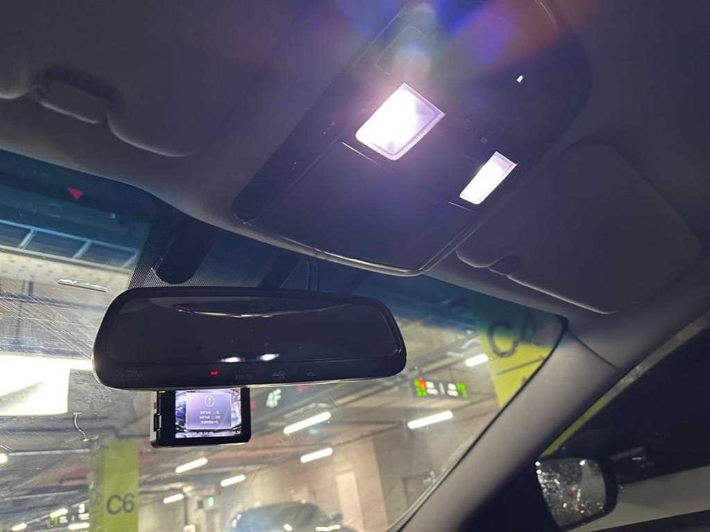 HYUNDAI Grandeur - Vista 8