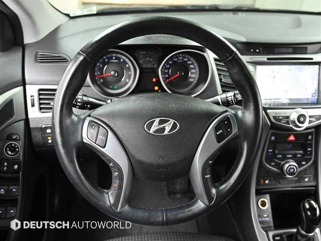 HYUNDAI Avante 2016 Blanco - Importación desde Corea - HF Imports Iquique - Foto 13