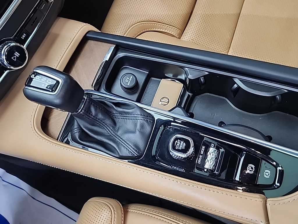 Volvo S90 - Vista 8