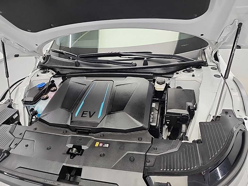 HYUNDAI Ioniq 5 - Vista 5