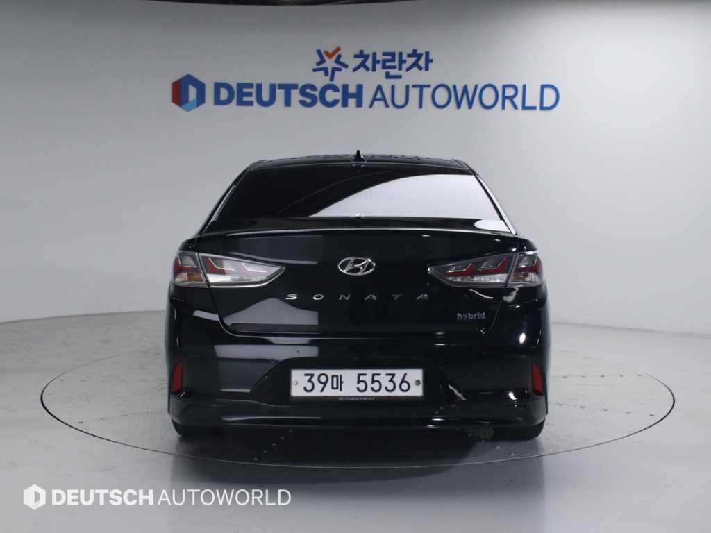 HYUNDAI Sonata - Vista 4