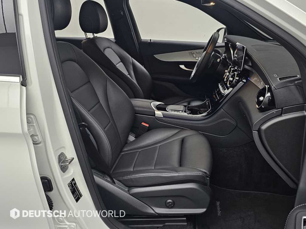 Mercedes Benz GLC Class - Vista 10