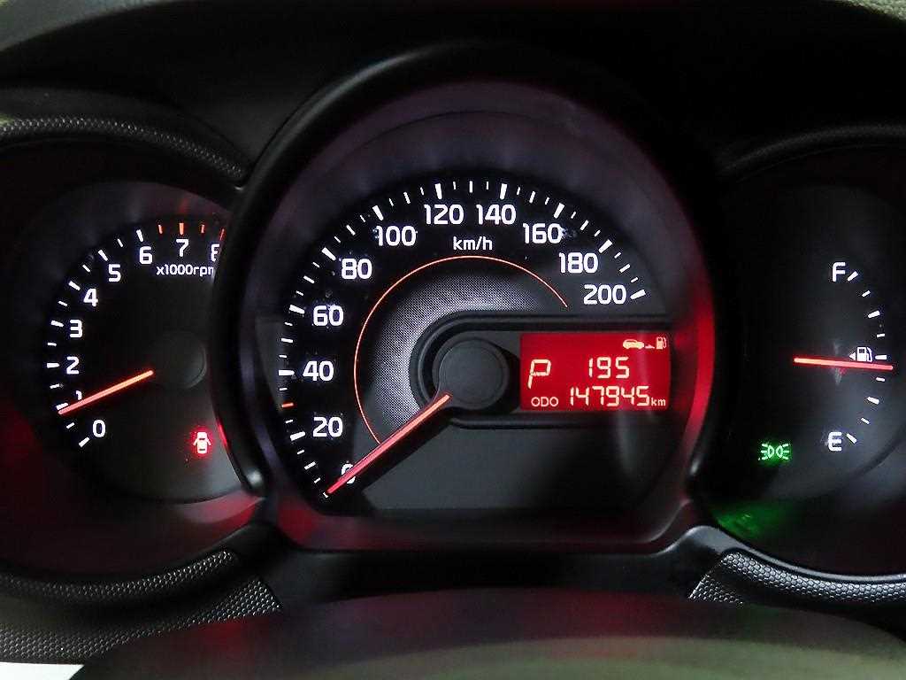 KIA Ray - Vista 9