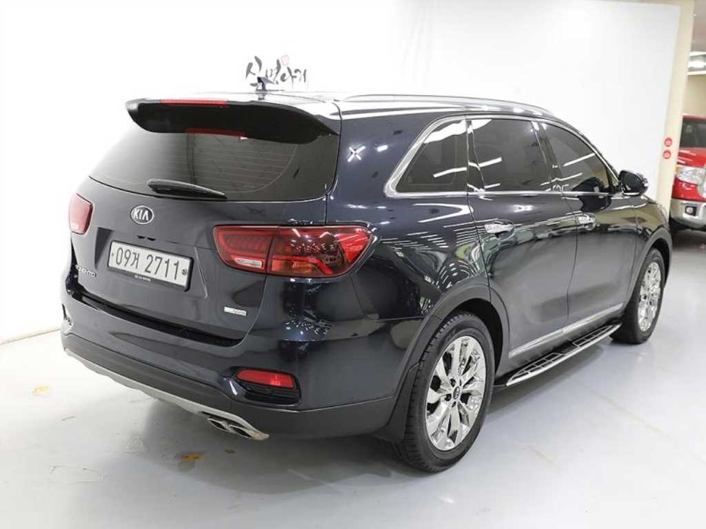 KIA Sorento - Vista 4