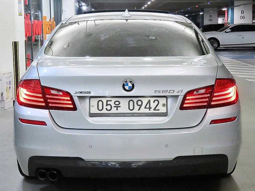 BMW 5 Series - Vista 5