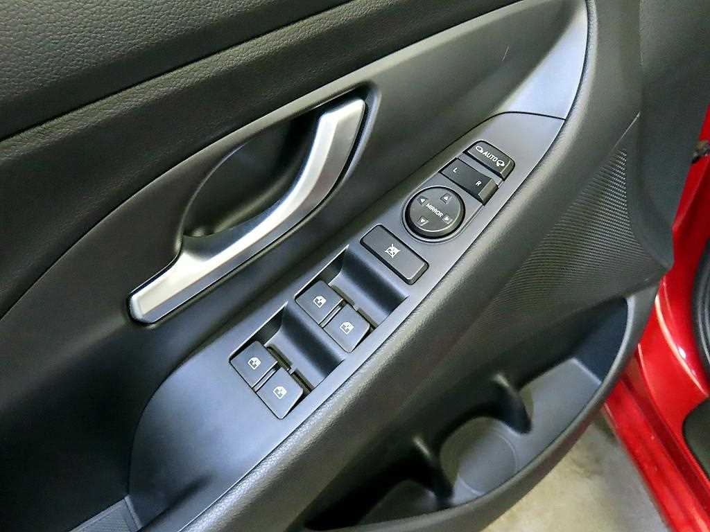 HYUNDAI i30 2018 - Importación desde Corea - HF Imports Iquique - Foto 13