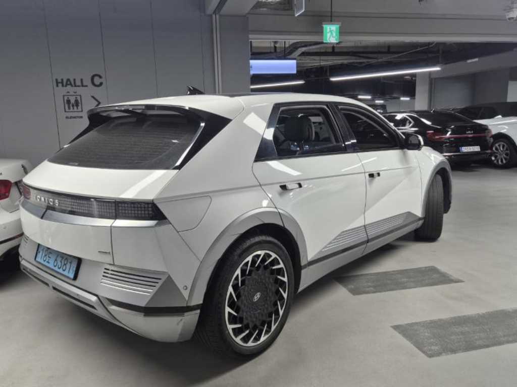 HYUNDAI Ioniq 5 - Vista 2