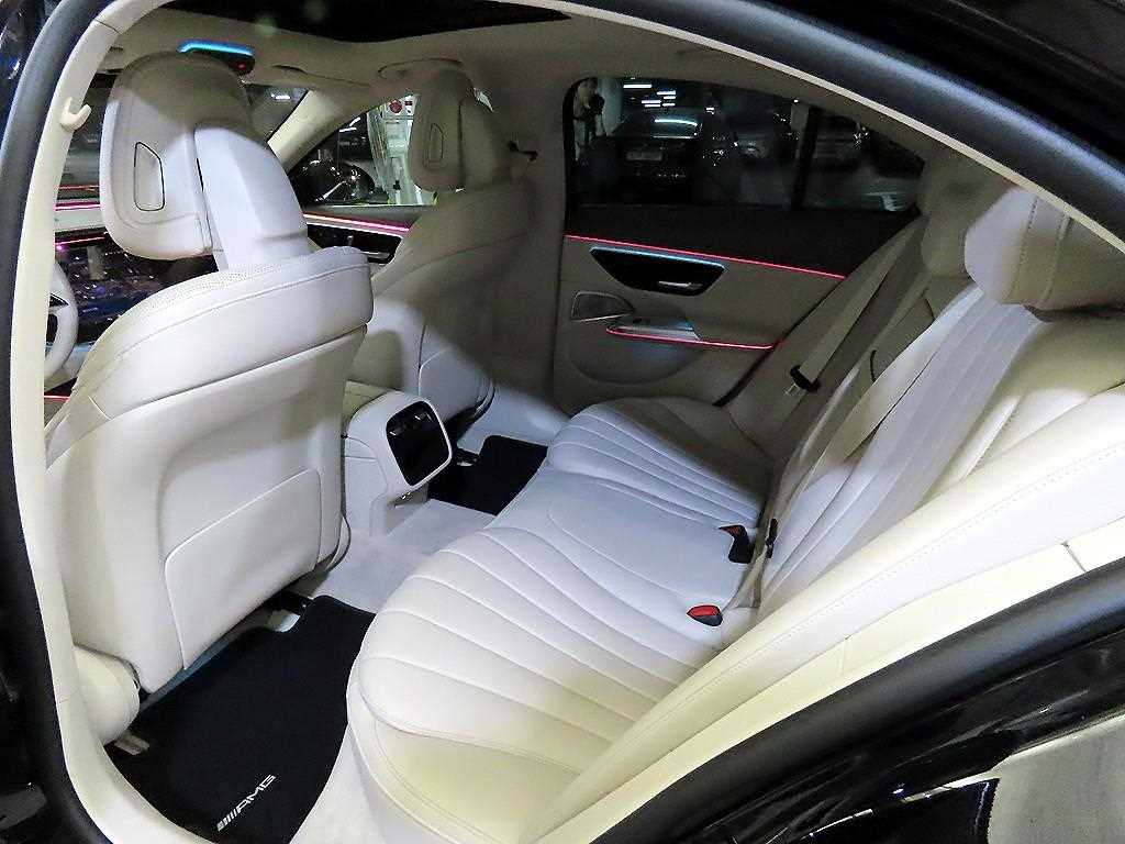 Mercedes Benz E class - Vista 7