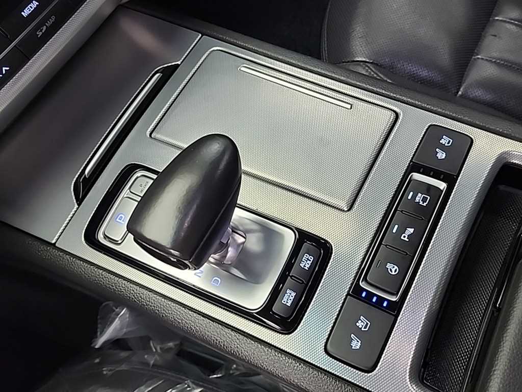 Genesis G80 - Vista 8