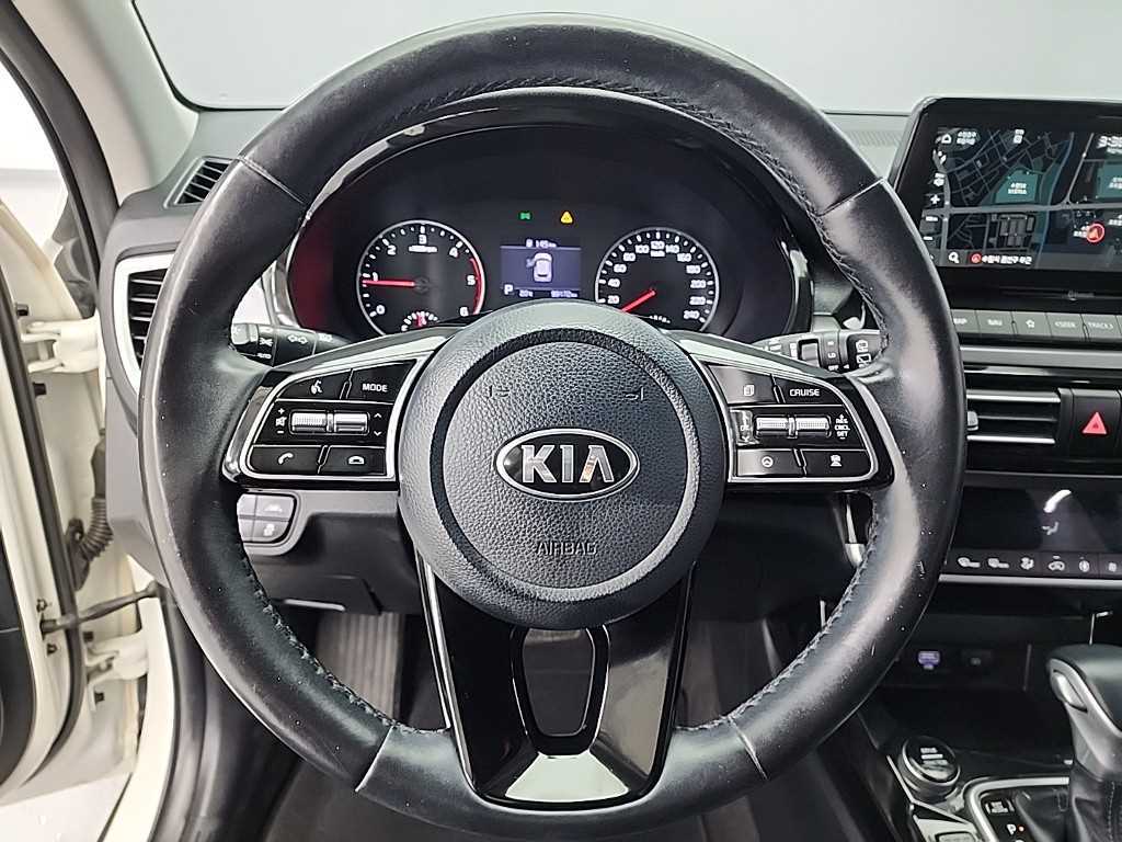 KIA Seltos - Vista 9