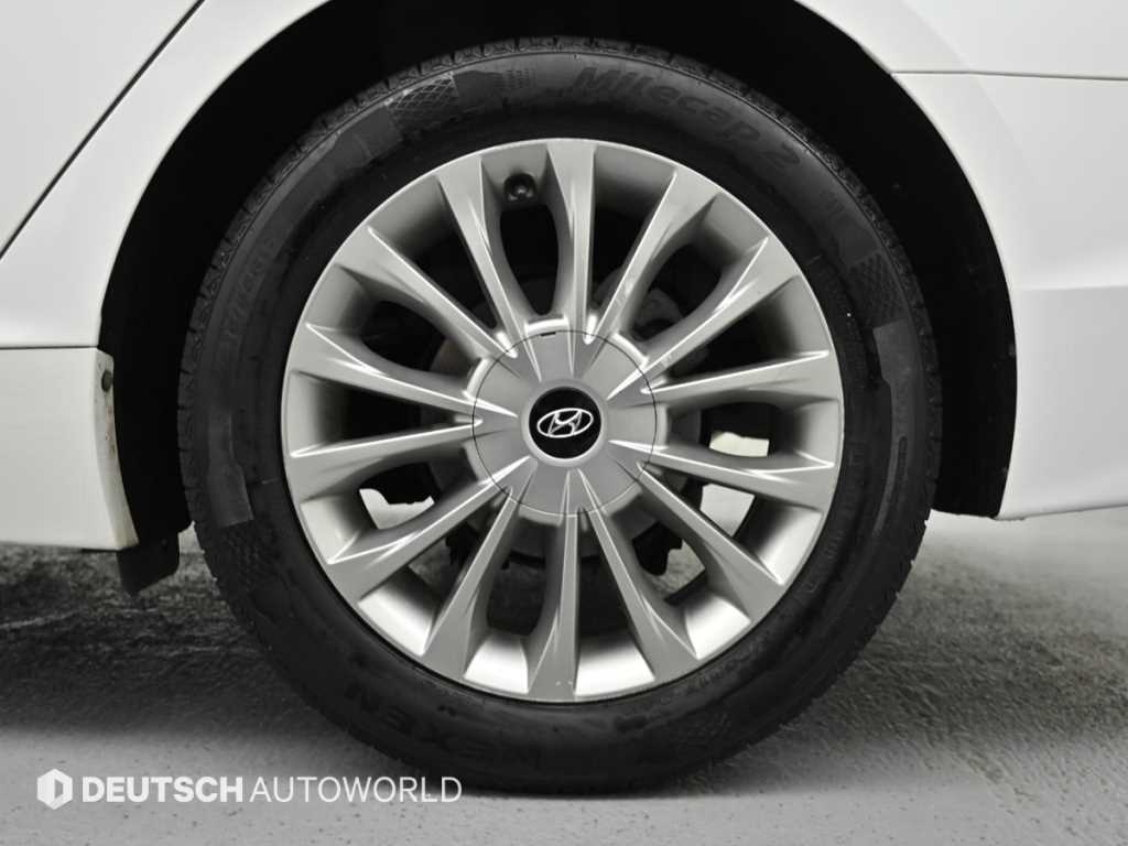 HYUNDAI Sonata - Vista 5