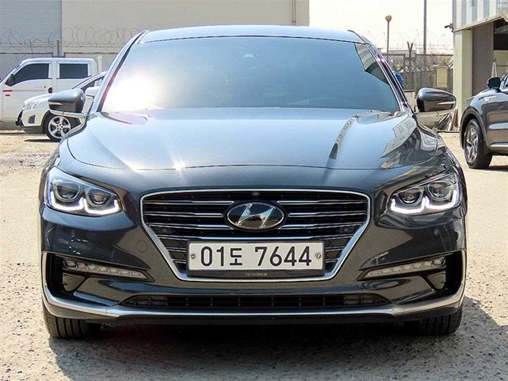 HYUNDAI Grandeur 2018 Gris - Importación desde Corea - HF Imports Iquique - Foto 1