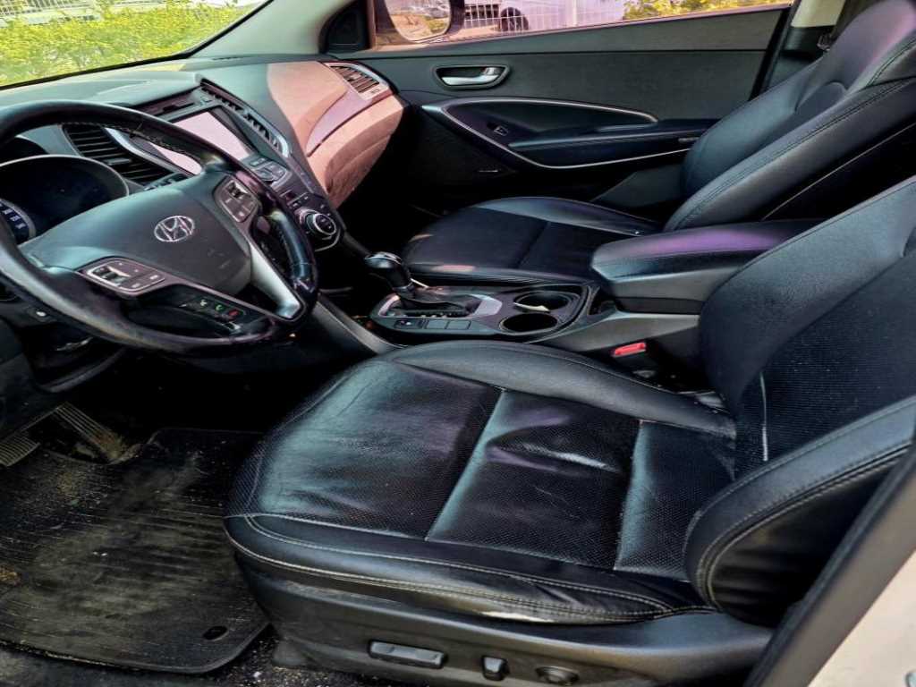 HYUNDAI Santa Fe - Vista 5