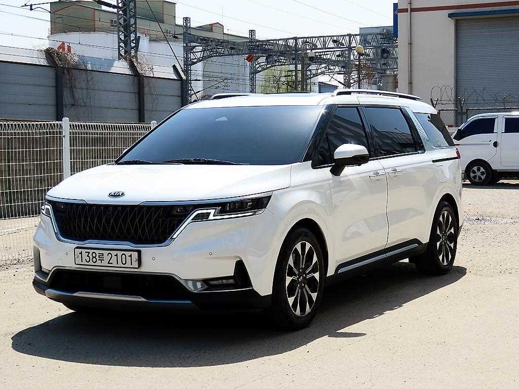 KIA Carnival - Vista 2