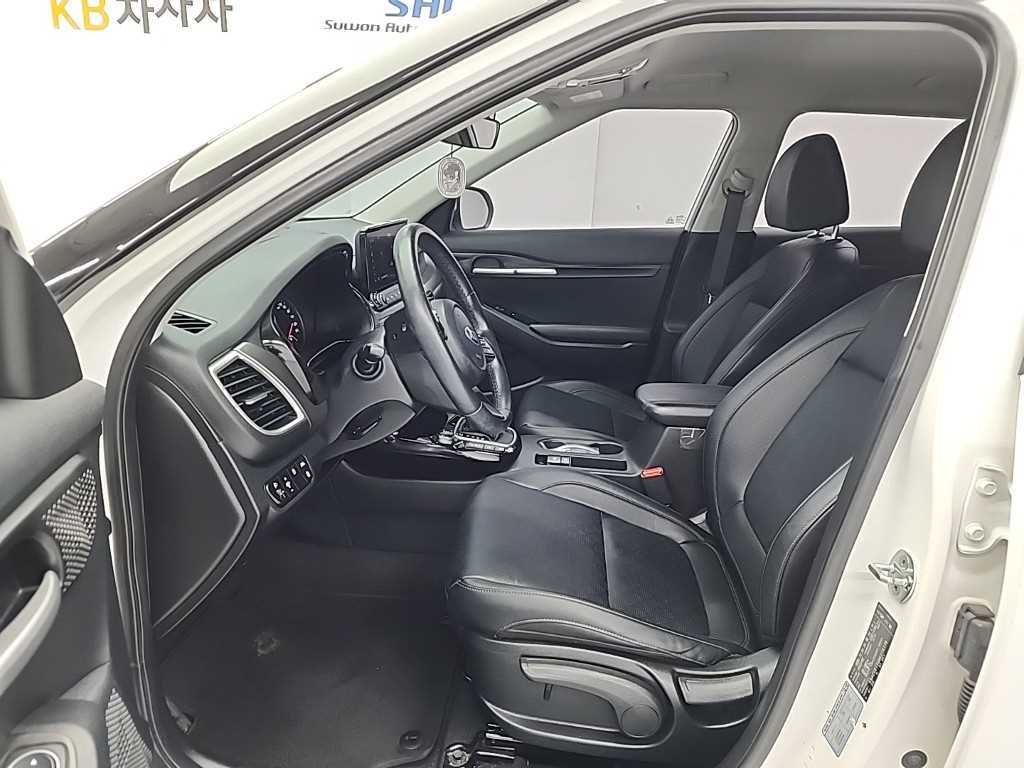 KIA Seltos - Vista 11