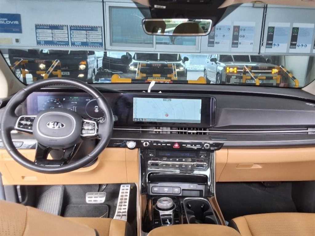 KIA Carnival - Vista 6