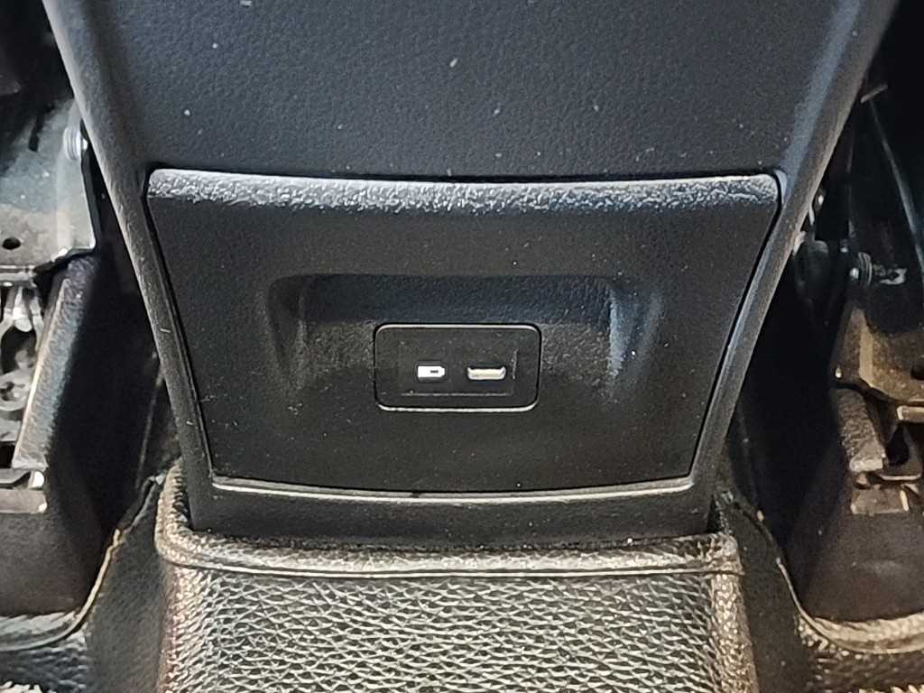 Mercedes Benz GLB Class 2021 Blanco - Importación desde Corea - HF Imports Iquique - Foto 13