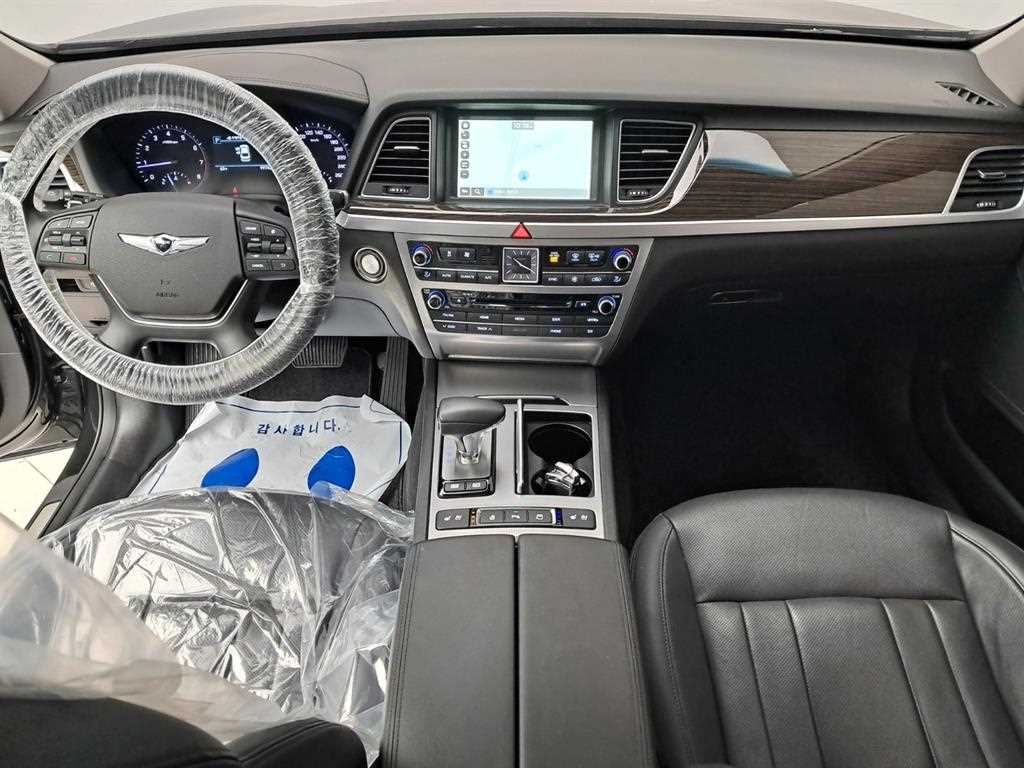 Genesis G80 - Vista 6