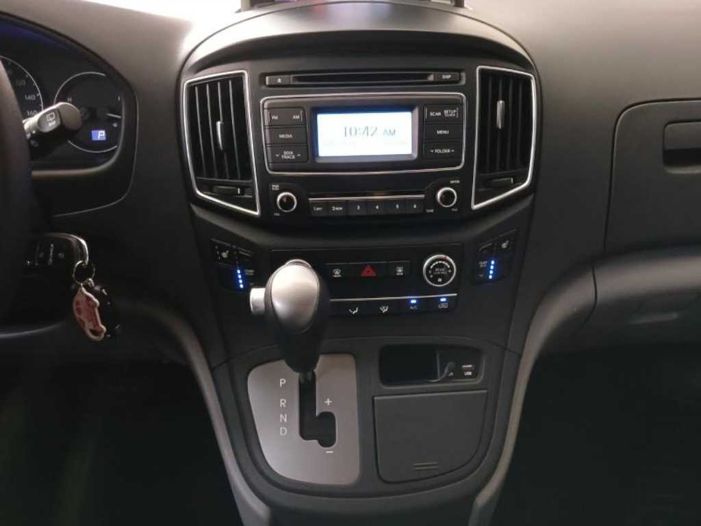 HYUNDAI Starex 2016 Plateado - Importación desde Corea - HF Imports Iquique - Foto 15