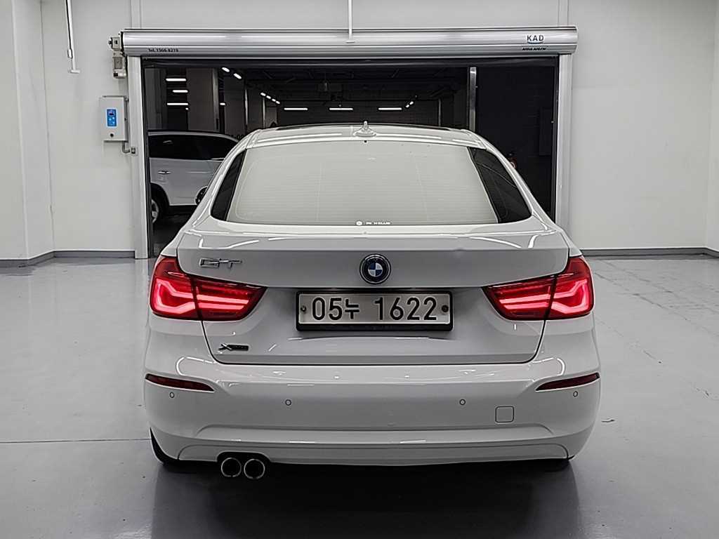 BMW Gran Turismo - Vista 3