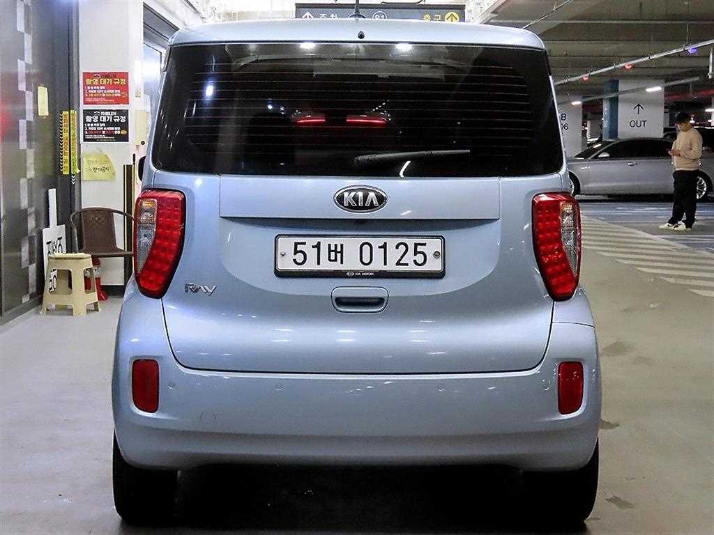 KIA Ray - Vista 5