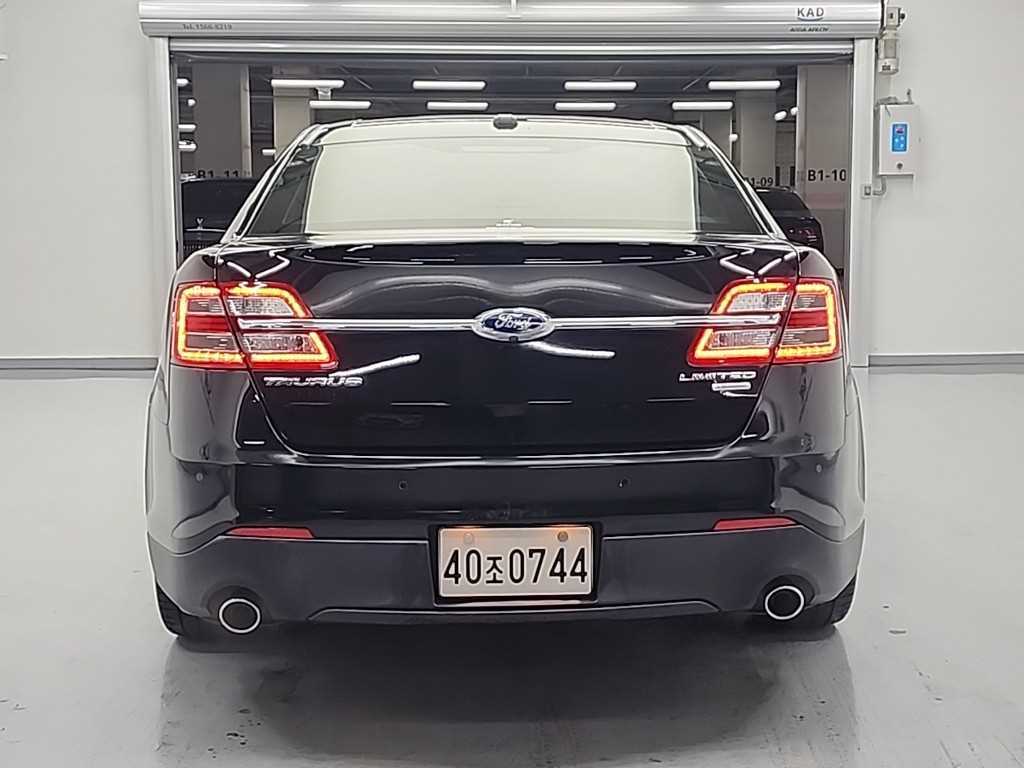 Ford Torus - Vista 3