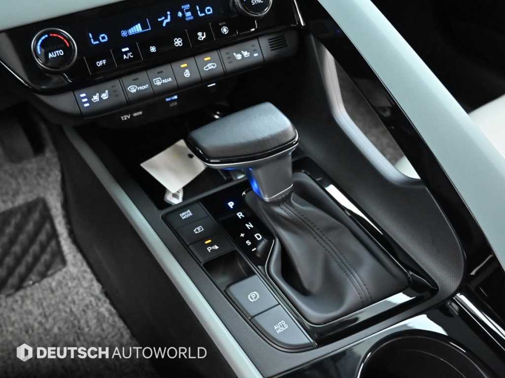 HYUNDAI Avante - Vista 9