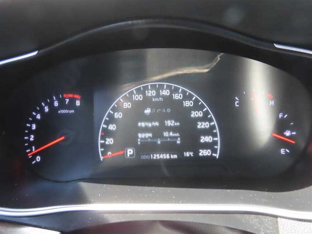 KIA K7 - Vista 9