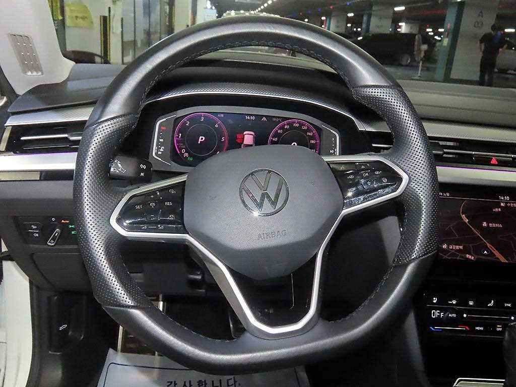 Volkswagen Arteon - Vista 8