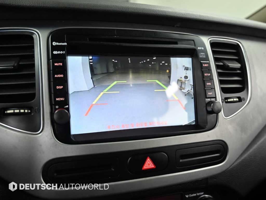 KIA Carens 2014 Plateado - Importación desde Corea - HF Imports Iquique - Foto 15