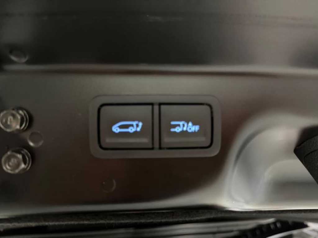 HYUNDAI Staria 2022 Negro - Importación desde Corea - HF Imports Iquique - Foto 18