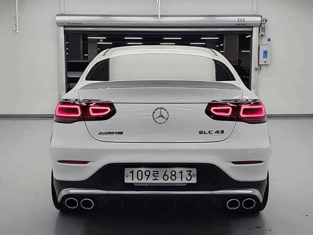 Mercedes Benz GLC Class - Vista 3